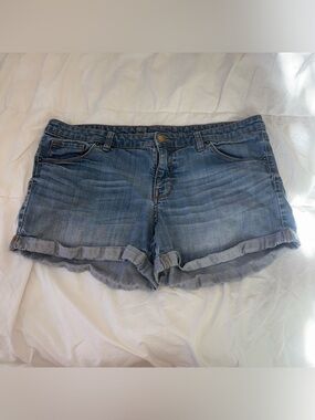 Classic Blue Denim Roll-Hem Women's Shorts